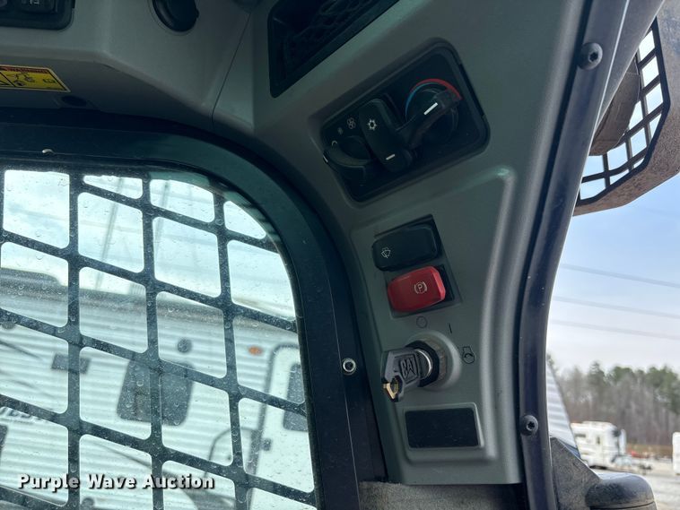 image for item YA2880 2023 Caterpillar 299D3 XE tracked skid steer loader