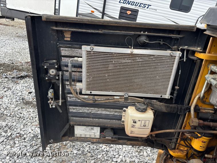 image for item YA2880 2023 Caterpillar 299D3 XE tracked skid steer loader