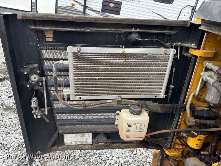 image for item YA2880 2023 Caterpillar 299D3 XE tracked skid steer loader