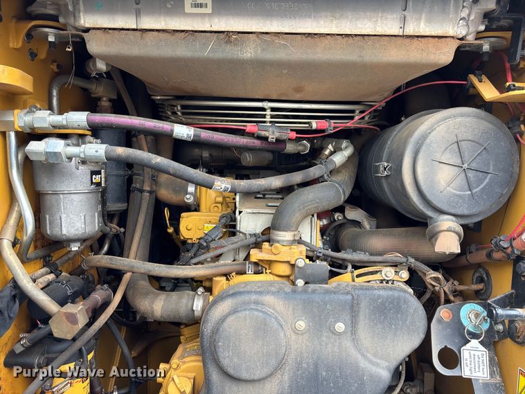 image for item YA2880 2023 Caterpillar 299D3 XE tracked skid steer loader