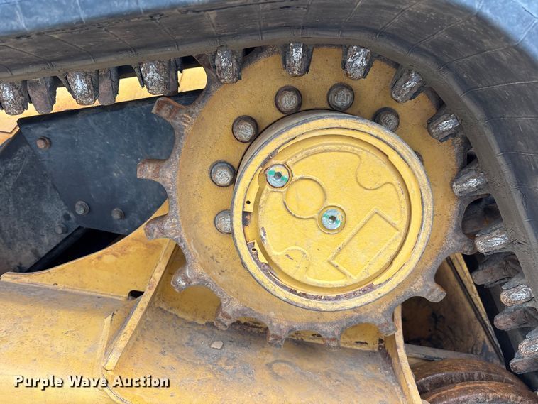 image for item YA2880 2023 Caterpillar 299D3 XE tracked skid steer loader