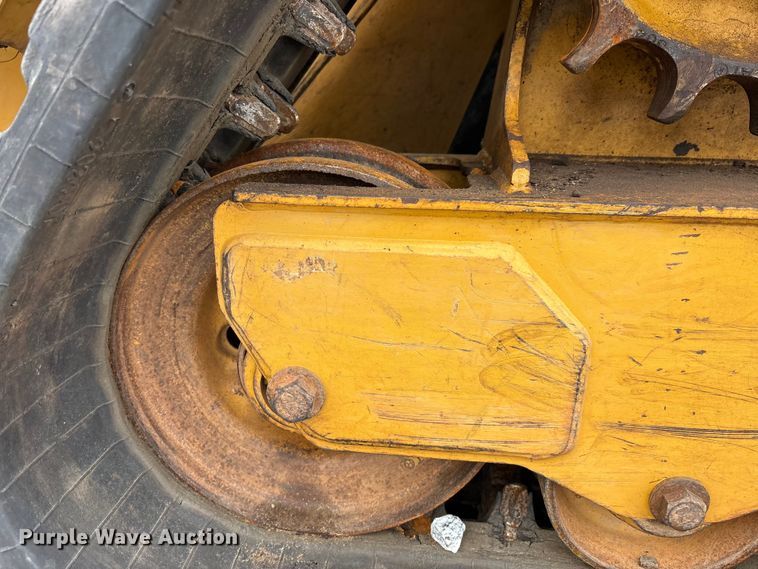 image for item YA2880 2023 Caterpillar 299D3 XE tracked skid steer loader