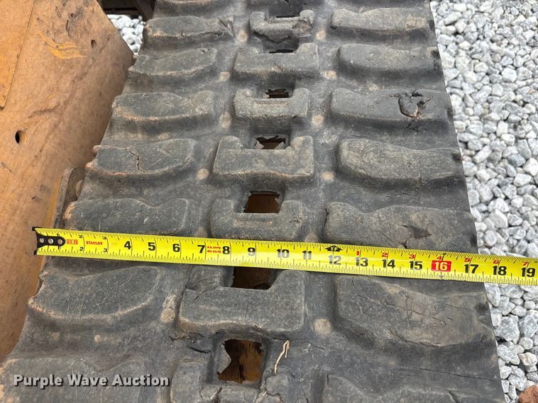 image for item YA2880 2023 Caterpillar 299D3 XE tracked skid steer loader