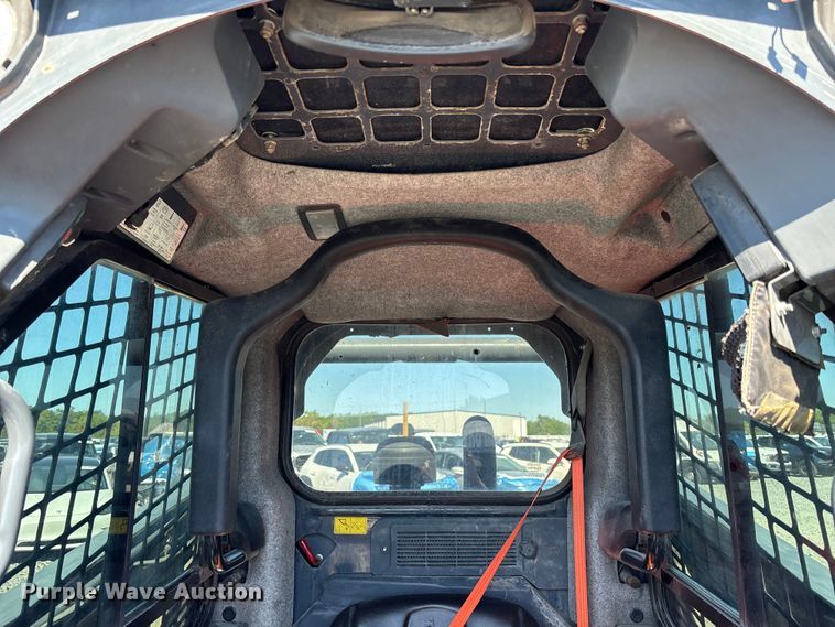 image for item YA2924 2020 John Deere 331G tracked skid steer loader