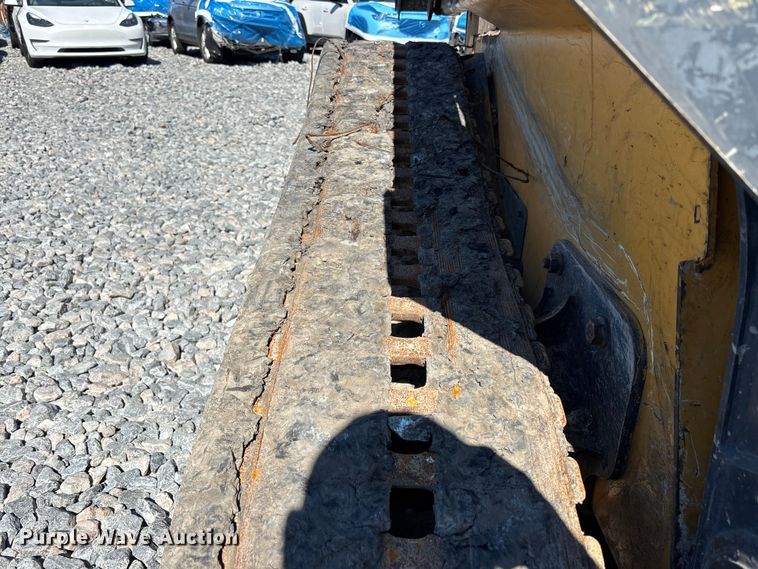 image for item YA2924 2020 John Deere 331G tracked skid steer loader