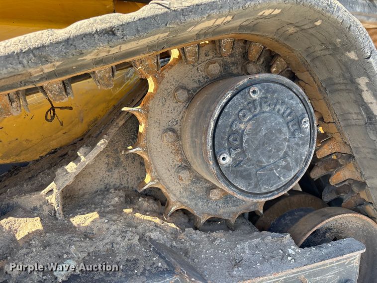 image for item YA2924 2020 John Deere 331G tracked skid steer loader