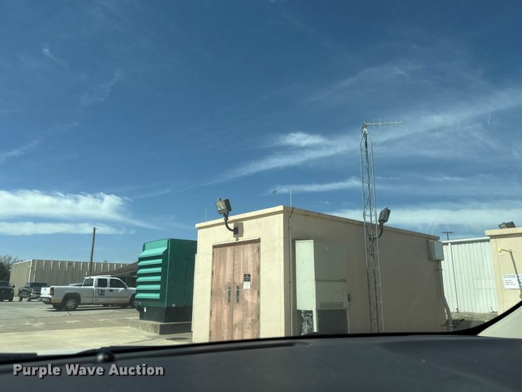 image for item DR0992 2015 Chevrolet Tahoe SUV