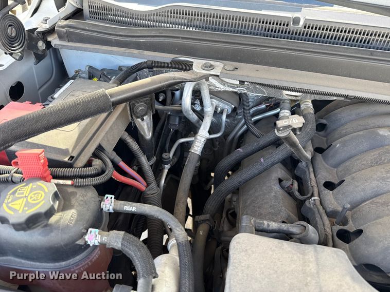 image for item DR0992 2015 Chevrolet Tahoe SUV