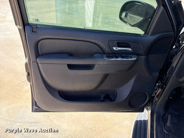 image for item DR0994 2011 Chevrolet Tahoe Police SUV