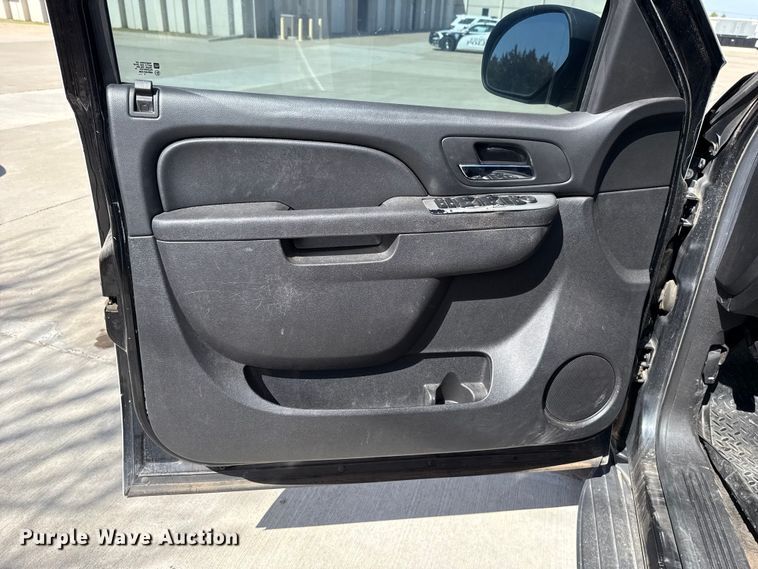 image for item DR0995 2011 Chevrolet Tahoe Police SUV