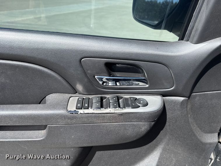 image for item DR0995 2011 Chevrolet Tahoe Police SUV