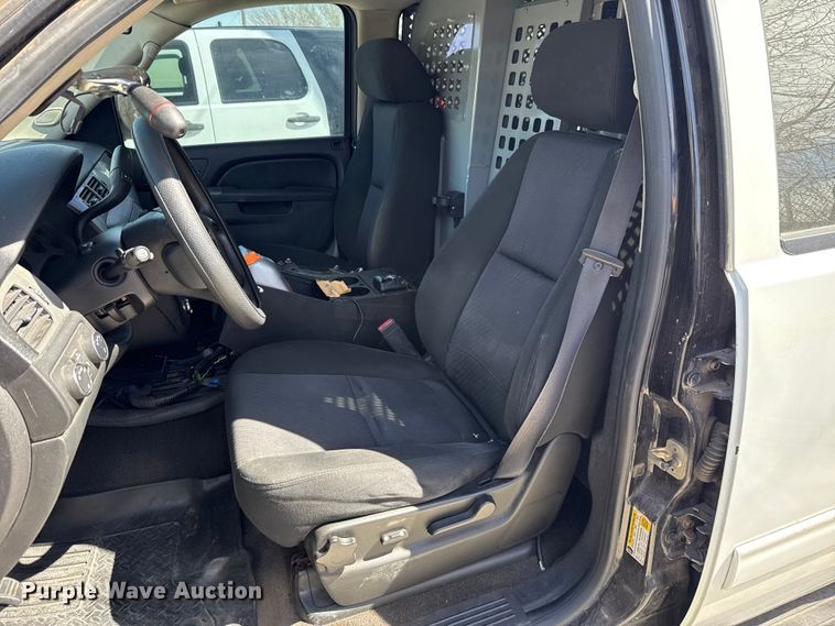 image for item DR0995 2011 Chevrolet Tahoe Police SUV