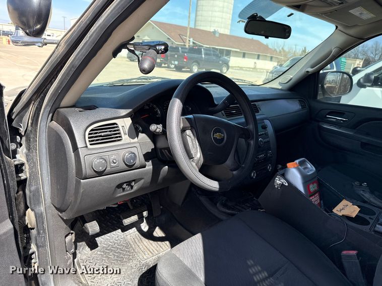 image for item DR0995 2011 Chevrolet Tahoe Police SUV