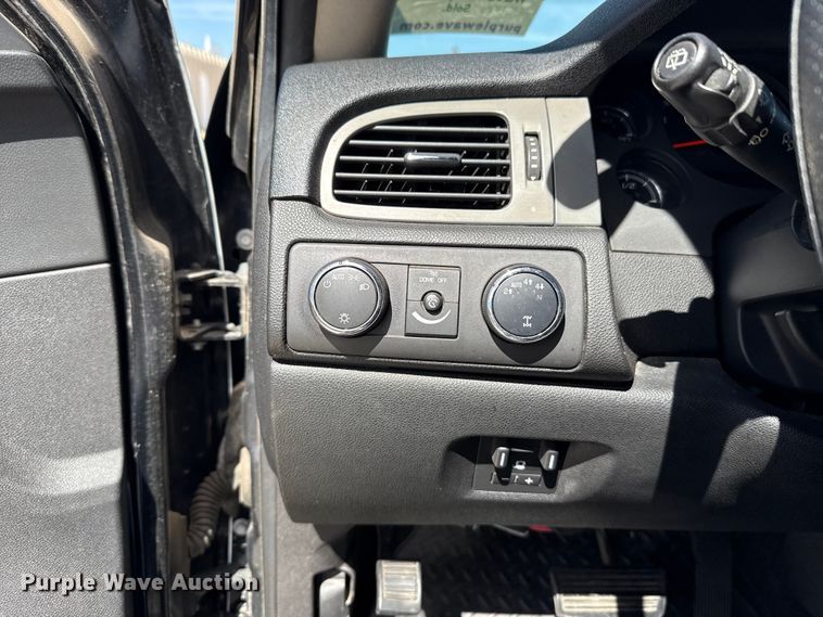 image for item DR0995 2011 Chevrolet Tahoe Police SUV