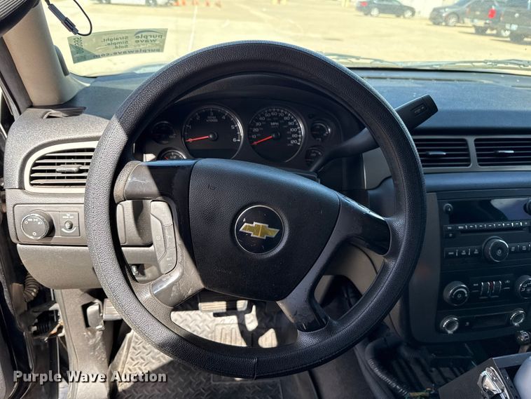 image for item DR0995 2011 Chevrolet Tahoe Police SUV