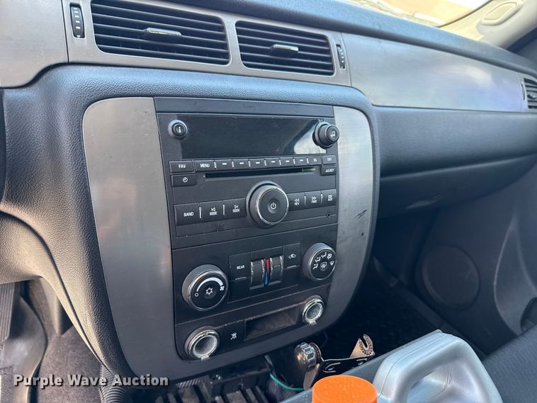 image for item DR0995 2011 Chevrolet Tahoe Police SUV