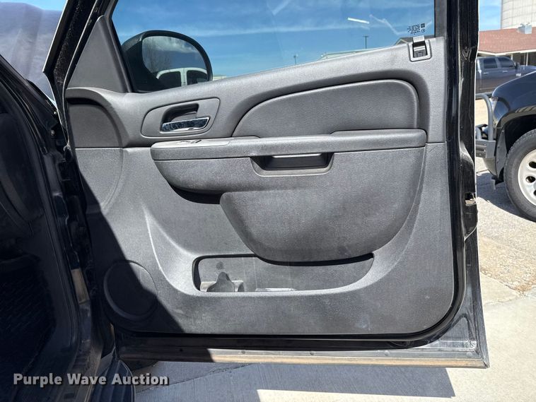 image for item DR0995 2011 Chevrolet Tahoe Police SUV