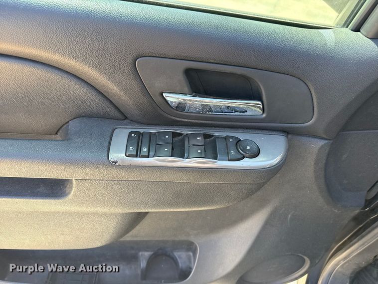 image for item DR0996 2011 Chevrolet Tahoe Police SUV