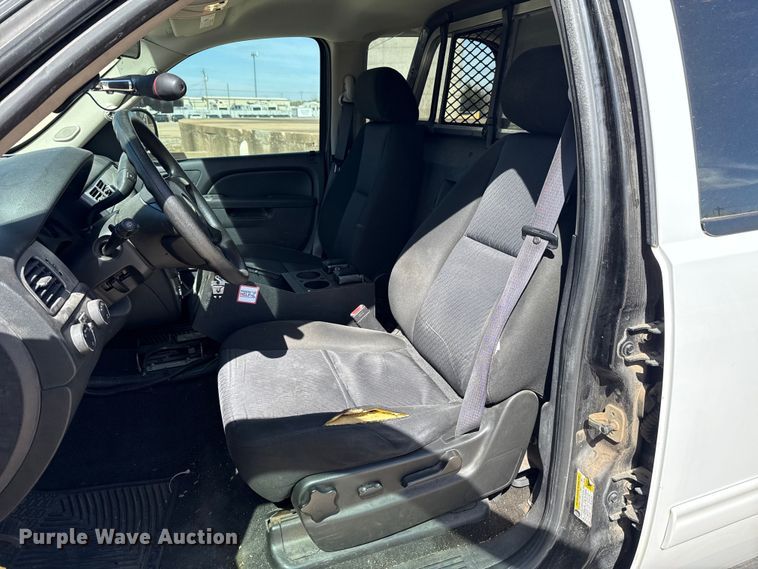 image for item DR0996 2011 Chevrolet Tahoe Police SUV