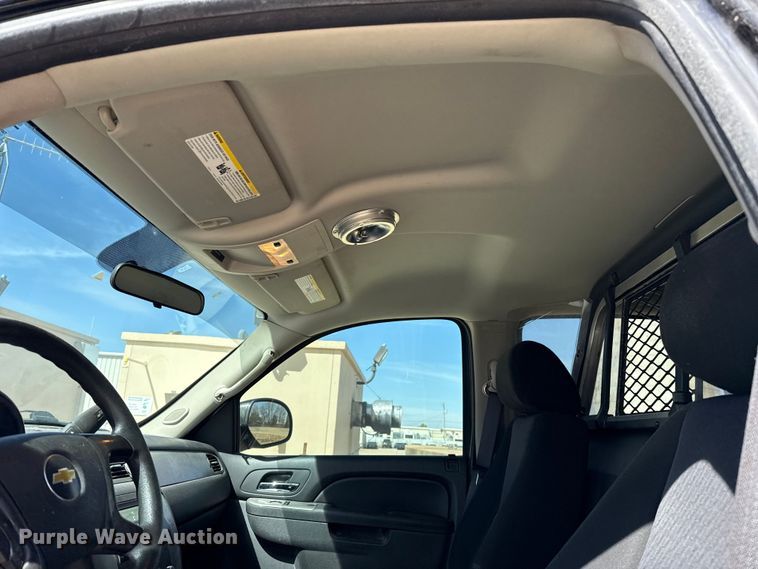 image for item DR0996 2011 Chevrolet Tahoe Police SUV