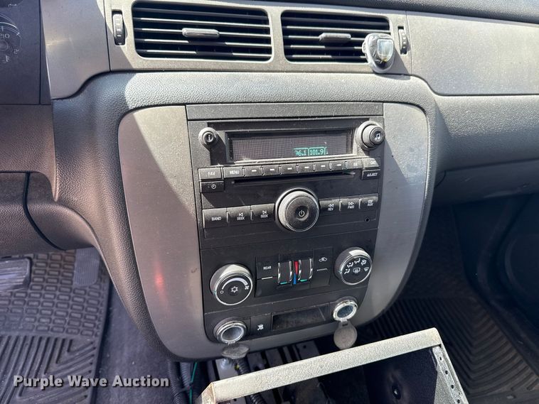 image for item DR0996 2011 Chevrolet Tahoe Police SUV