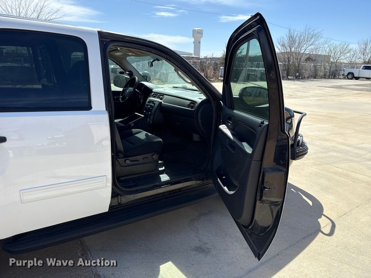 image for item DR0996 2011 Chevrolet Tahoe Police SUV