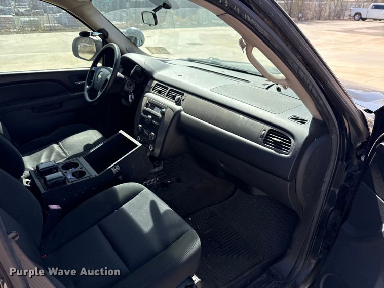 image for item DR0996 2011 Chevrolet Tahoe Police SUV