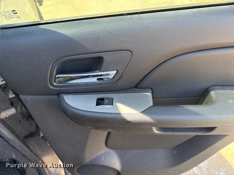 image for item DR0996 2011 Chevrolet Tahoe Police SUV