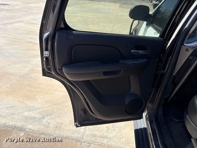 image for item DR0996 2011 Chevrolet Tahoe Police SUV