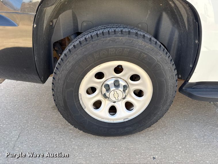 image for item DR0996 2011 Chevrolet Tahoe Police SUV