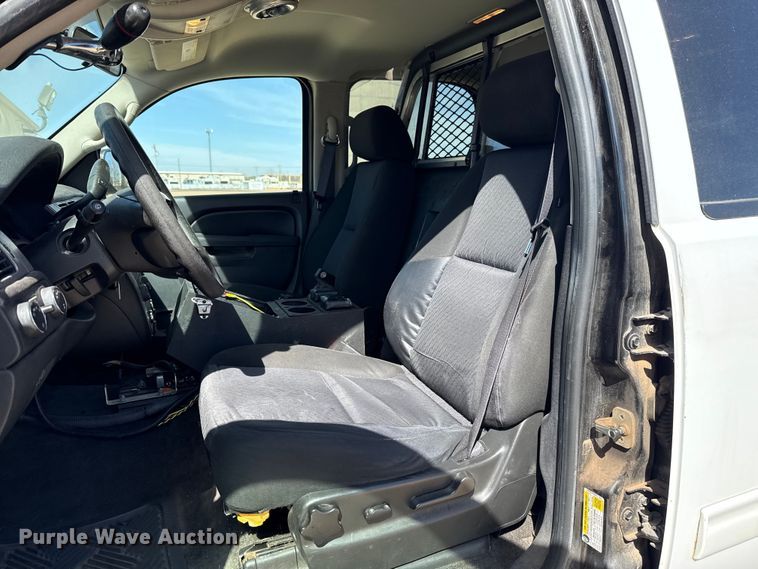 image for item DR0997 2011 Chevrolet Tahoe Police SUV