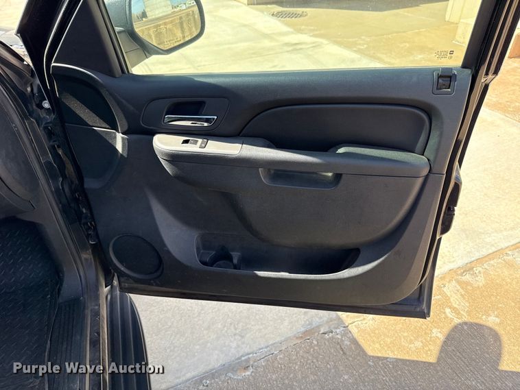 image for item DR0997 2011 Chevrolet Tahoe Police SUV