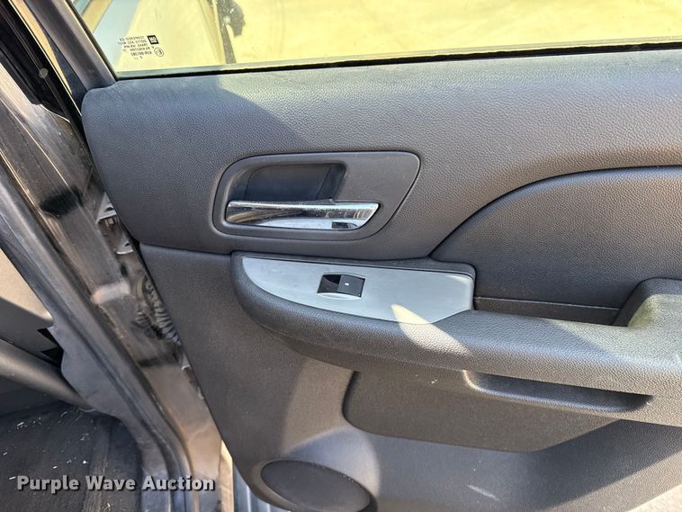 image for item DR0997 2011 Chevrolet Tahoe Police SUV