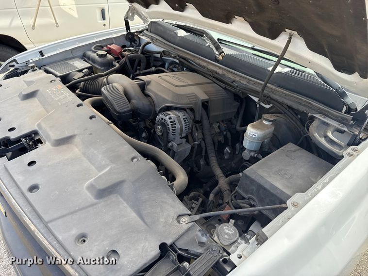 image for item DR0998 2013 Chevrolet Silverado 1500 pickup truck