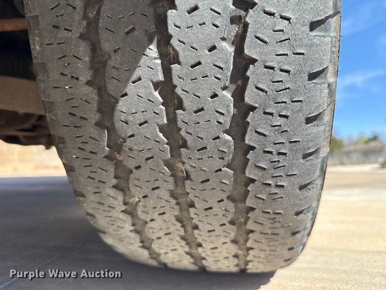 image for item DR0998 2013 Chevrolet Silverado 1500 pickup truck