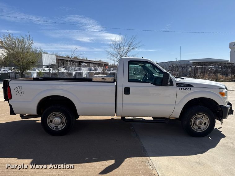 image for item DR0999 2012 Ford F250 Super Duty pickup truck