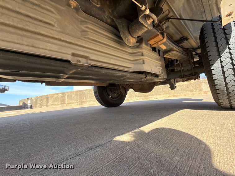 image for item DR0999 2012 Ford F250 Super Duty pickup truck