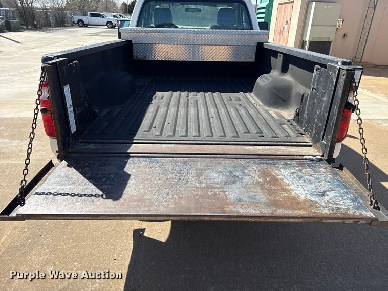 image for item DR0999 2012 Ford F250 Super Duty pickup truck