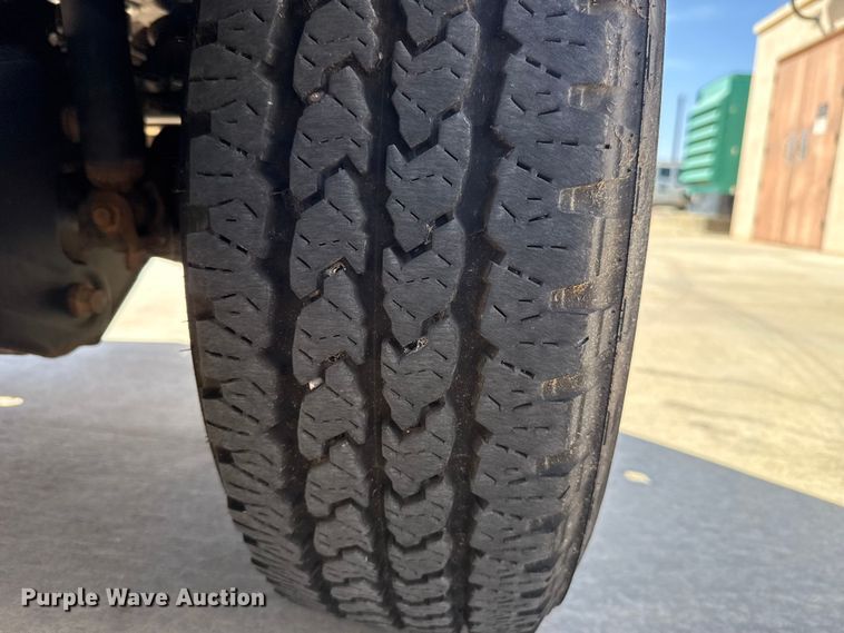 image for item DR0999 2012 Ford F250 Super Duty pickup truck