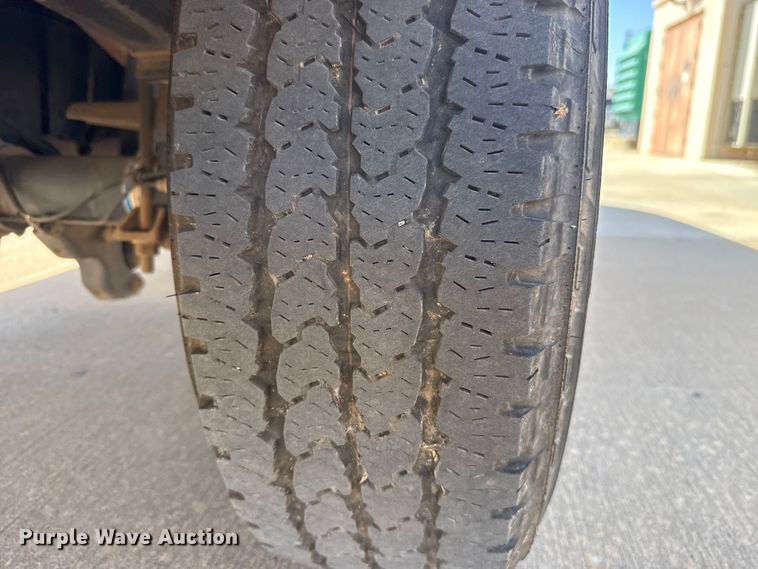 image for item DR0999 2012 Ford F250 Super Duty pickup truck