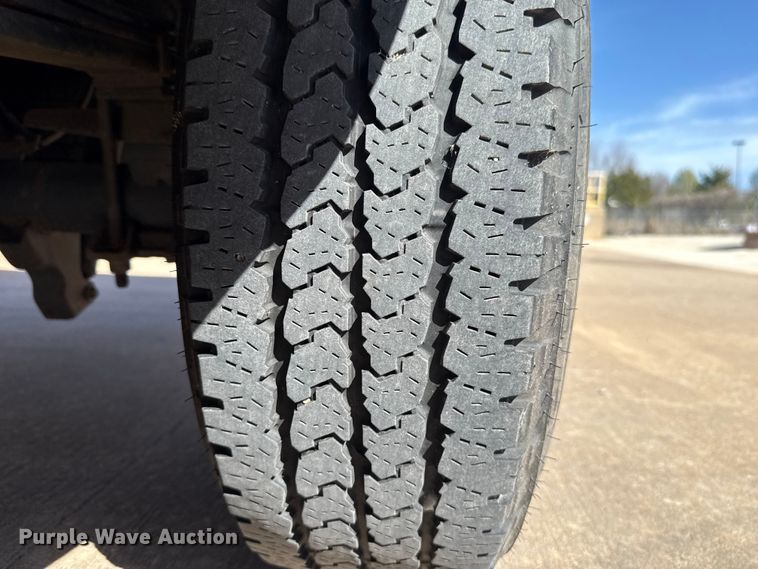 image for item DR0999 2012 Ford F250 Super Duty pickup truck