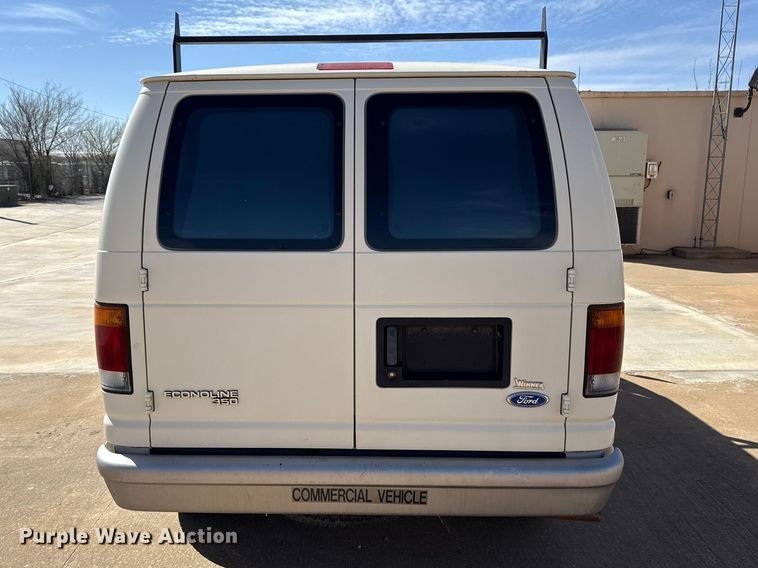 image for item DR1000 1992 Ford E350 van
