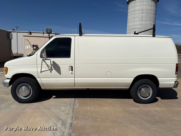 image for item DR1000 1992 Ford E350 van