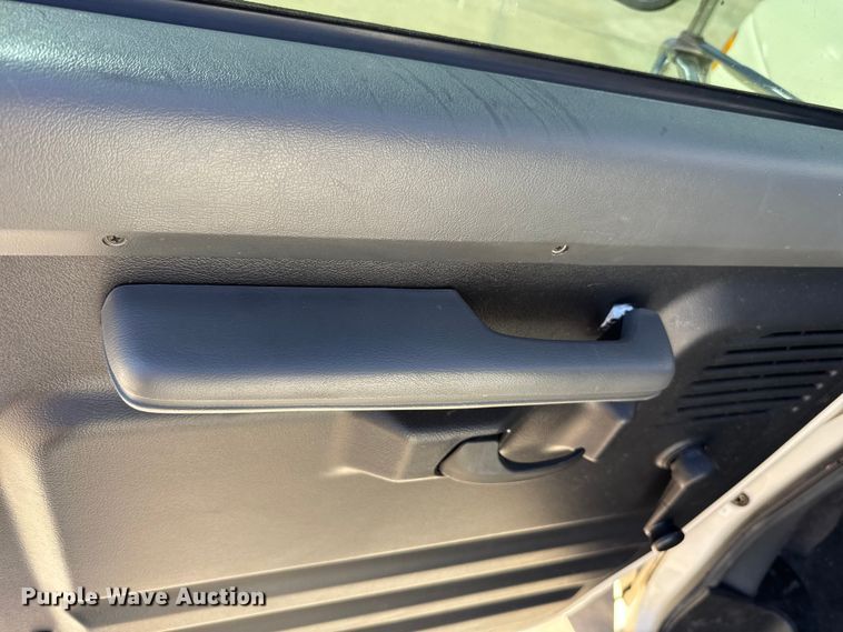 image for item DR1000 1992 Ford E350 van