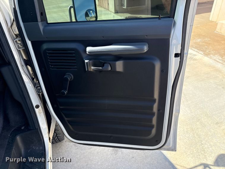 image for item DR1000 1992 Ford E350 van