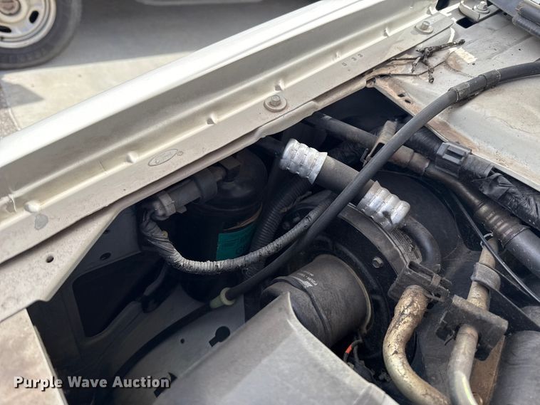 image for item DR1000 1992 Ford E350 van