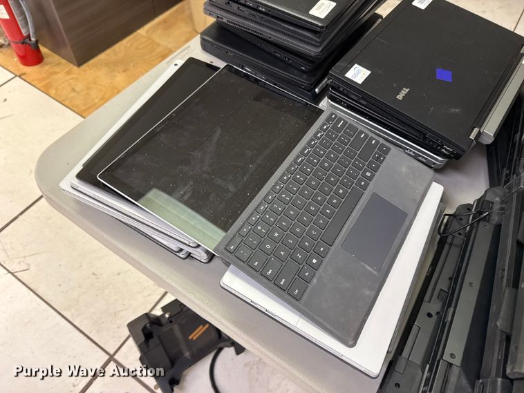 image for item DR1001 Computers