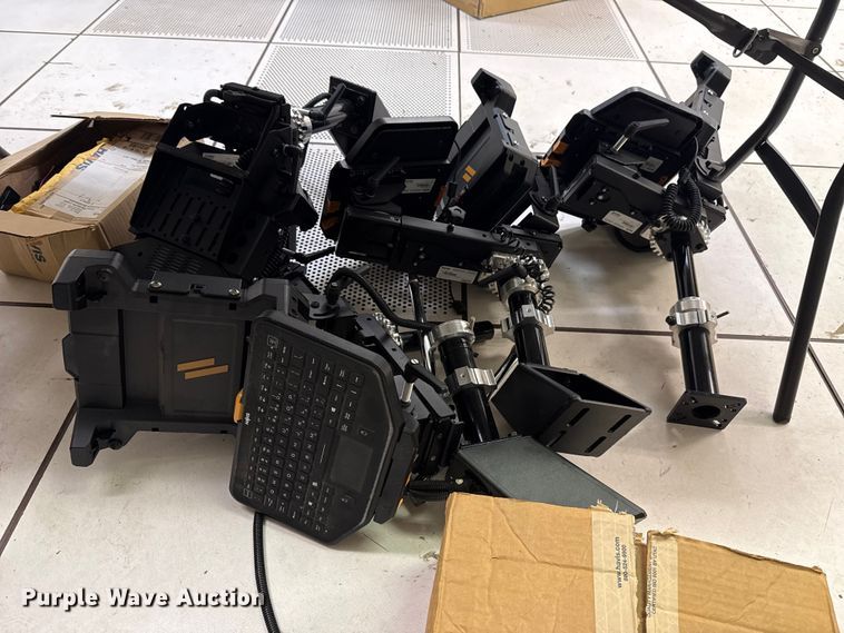 image for item DR1001 Computers