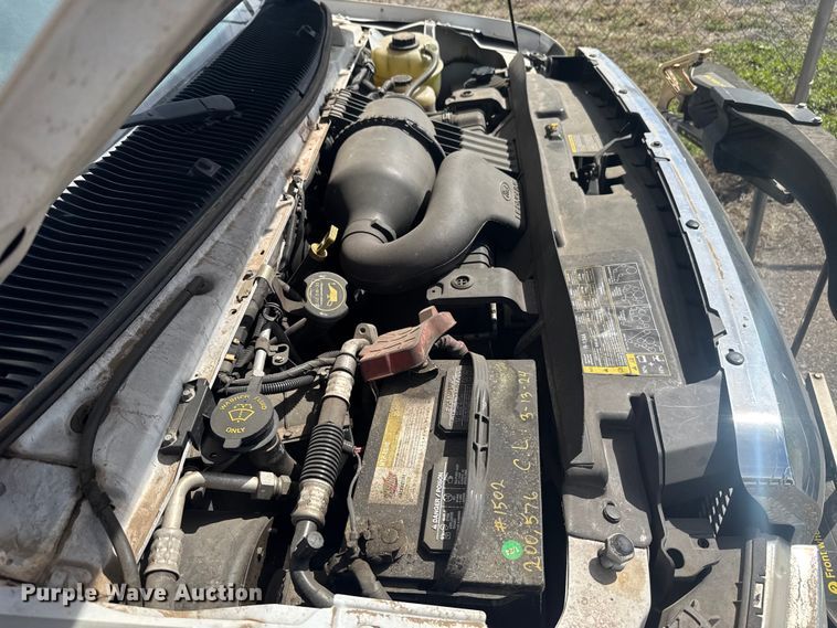 image for item DR1007 2016 Ford E450 shuttle bus