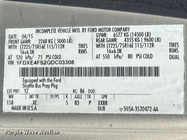 image for item DR1007 2016 Ford E450 shuttle bus